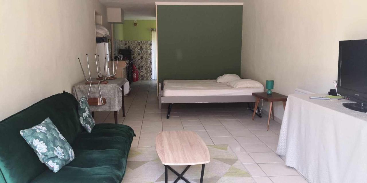 Petit Gite Ou Chambre D'Hotes 2/4 Personnes Buffieres ภายนอก รูปภาพ